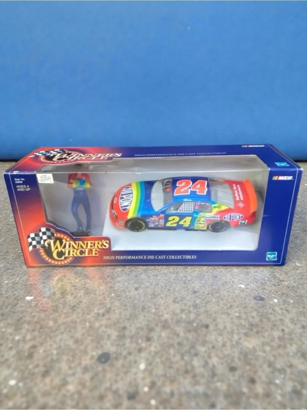 1999 Winner's Circle Jeff Gordon Nascar 1:24 Scale Car & Figure